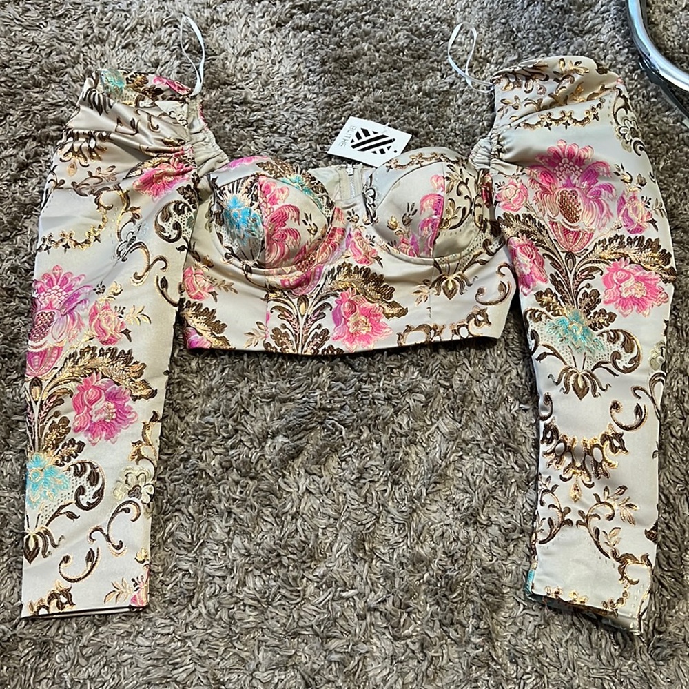 Brand new top
